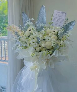 Grand White Silver Condolences Flower Stand